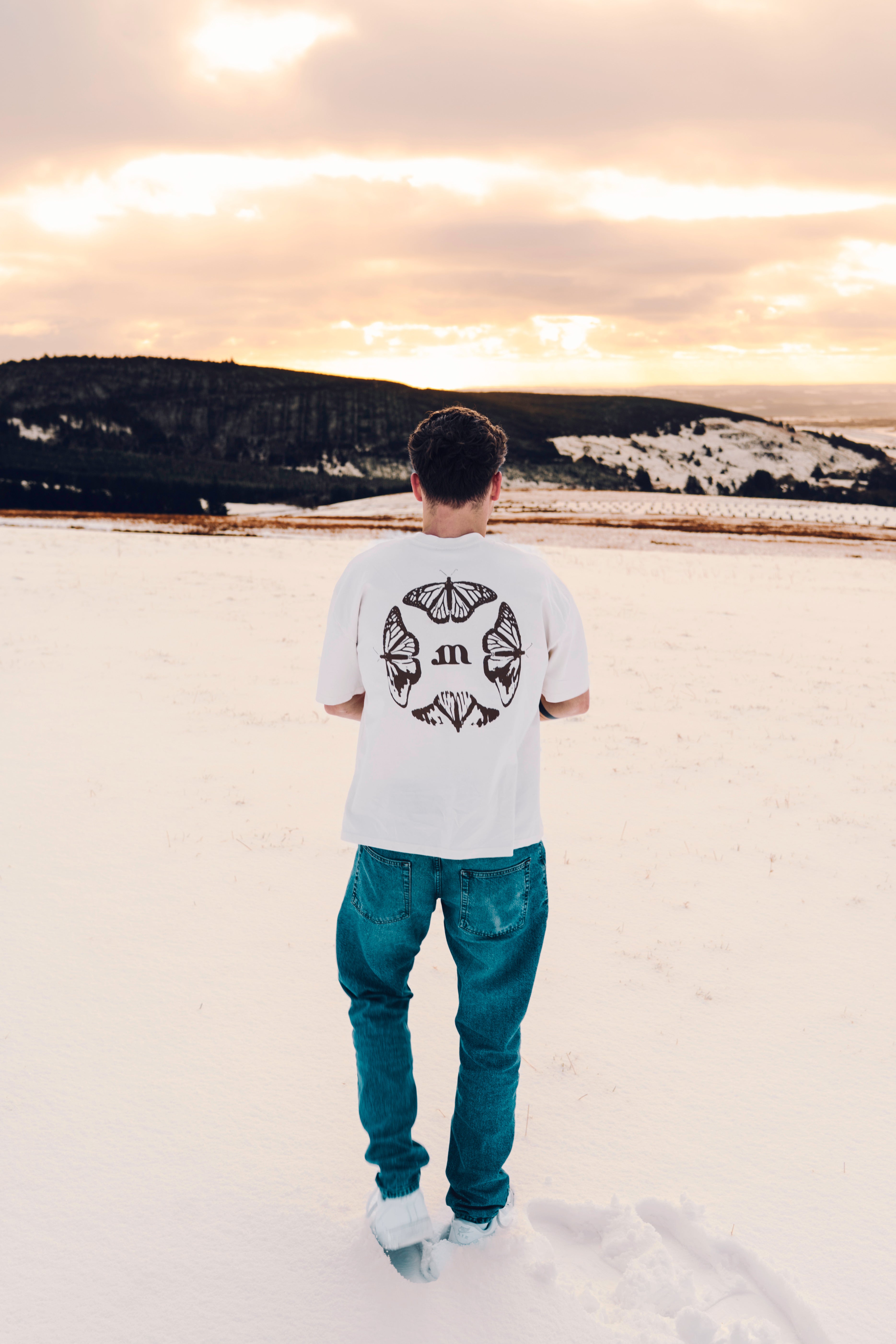 BUTTERFLY TEE